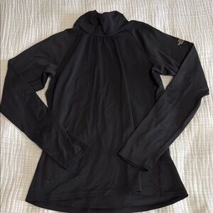 North Face Women's Black Long Sleeve Mock Neck Top